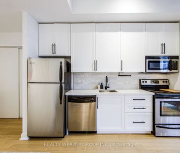 Sixty Lofts 60 Bathurst , #213 - Photo 2