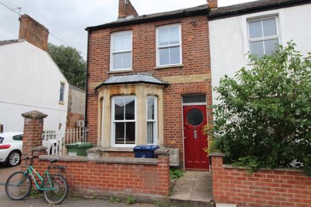 4 bedroom terraced house to rent - Photo 5