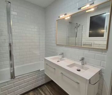 Passeig de l'Exposició, Barcelona, Catalonia 08004 - Photo 6