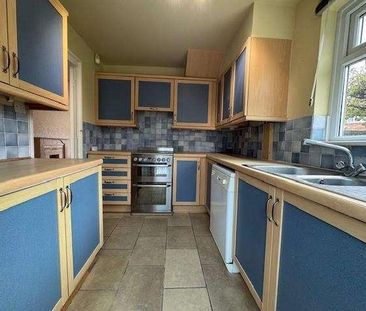 Longfield Avenue, Heald Green, SK8 - Photo 4