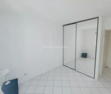 Location Appartement 3 pièces 54 m2 à Le Cannet - Photo 2