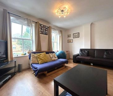 4 bedroom terraced house to rent - Photo 2