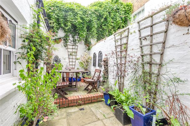 Pembridge Road, Notting Hill, W11, London - Photo 1