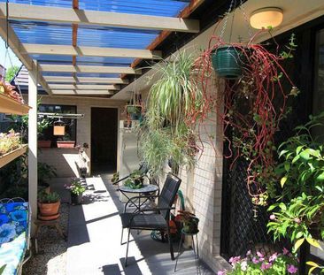 1/22 Mulqueeny Street, Wodonga VIC 3690 - Townhouse For Rent | Domain - Photo 5