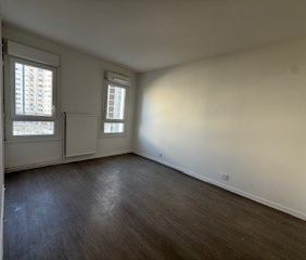 Appartement de type 3 fonctionnel - Galerie de l'Arlequin - Villeneuve - Photo 2