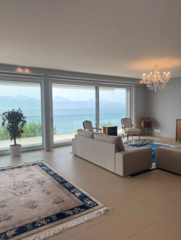 Exclusive lakeside Luxury Apartment - 5.5p in Pully-Lausanne - Photo 3
