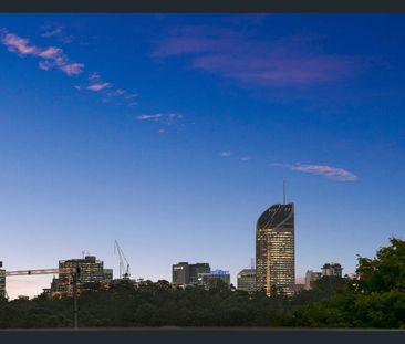 SHORT TERM LEASE ONLY. 3 MONTH TERM AVAILABLE. - Photo 2