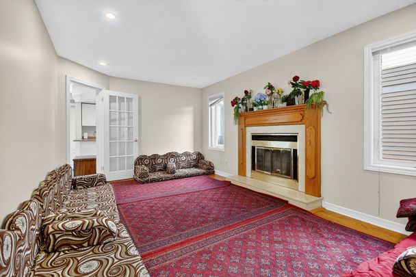 For Lease - 5 Southland Crescent, Hunt Club - South Keys and Area, Ontario - Photo 1