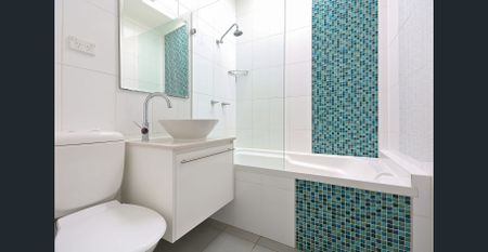 Light Filled Two Bedroom Terrace - Photo 5