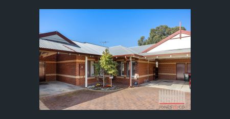Comfort & Convenience in the Heart of Bassendean – 22/8 Garnsworthy Place - Photo 5