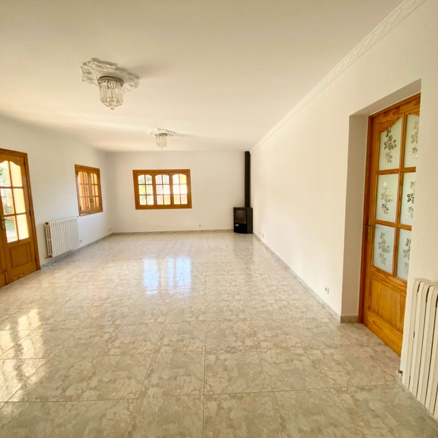 Detached Villa for Long Term Rent - Nova Santa Ponsa - Photo 1