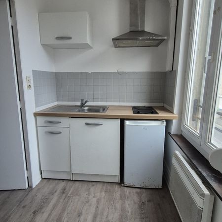 Location Appartement 1 pièce 20m² LOUVROIL 59720 - Photo 3