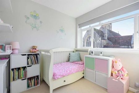 St. Peters Close, Bushey Heath, Bushey, WD23 - Photo 4