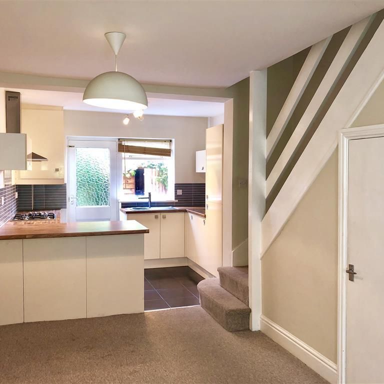 Pyecroft Street - Photo 1