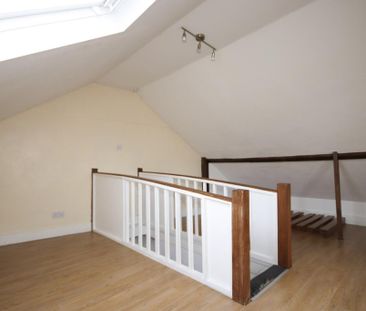2 bedroom maisonette to rent - Photo 5