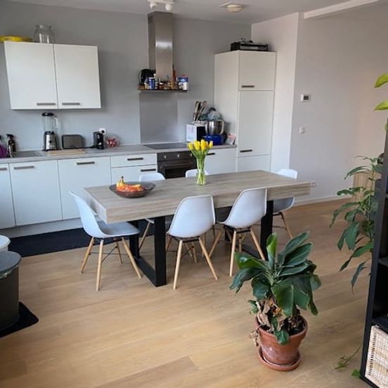 Appartement te huur - Photo 1