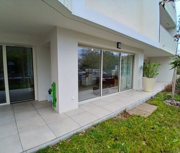 Location Appartement 2 pièces 67m² LA ROCHELLE 17000 - Photo 2