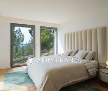 À seulement quelques pas de la plage, cette magnifique Villa b - Photo 2