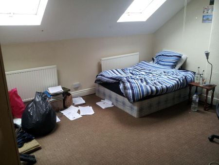 5 bedroom terraced house to rent - Photo 3