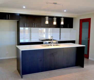 7a Barrams Road, South Ripley, QLD 4306 - Photo 6