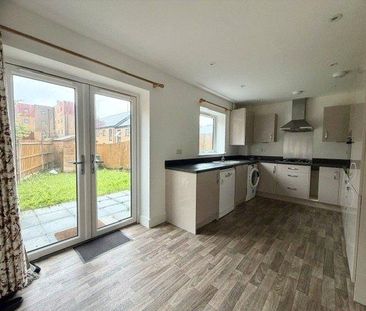 3 bedroom terraced house to rent - Photo 4