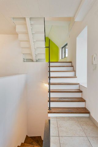 Ruim en zonnig appartement met terras + privé staanplaats - Foto 4