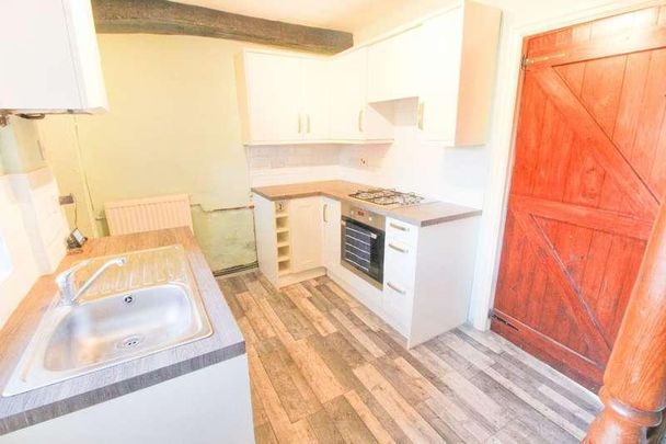Dingle Road, Upholland, Wigan, WN8 - Photo 1