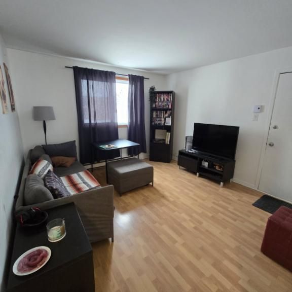 À louer 4 1/2 Val-Bélair - Photo 1