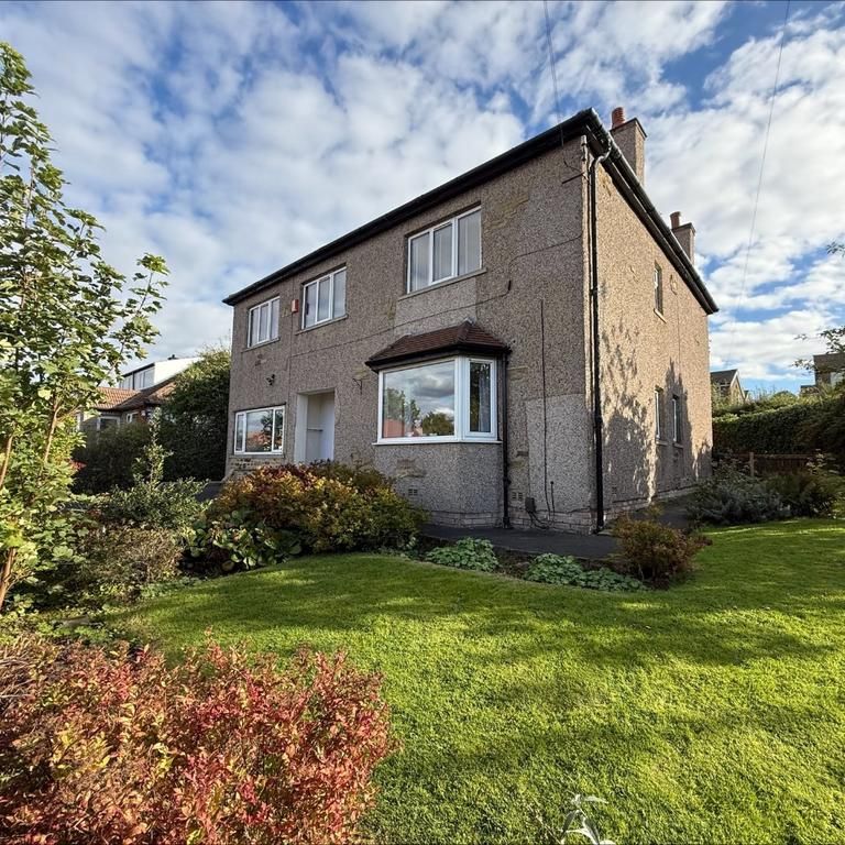 4 bedroom detached house to rent - Photo 1
