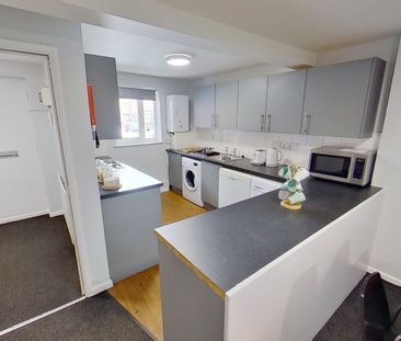 17 Albert Square, NG7 2FH, NOTTINGHAM - Photo 5