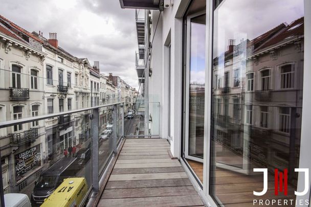 Flat for rent - Photo 1