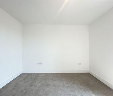2 Bedroom Apartment To Let - Photo 5