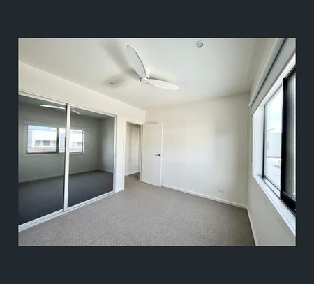 4b2b Rustic Avenue, Burwood East, Vic 3151 - Photo 5