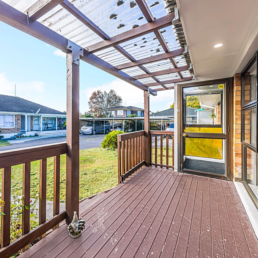 Papatoetoe - Photo 1