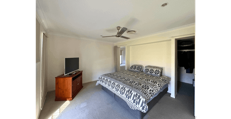 SPACIOUS & MODERN 4 BEDROOM, 2 BATHROOM HOME - DOUBLE GARAGE & SHED! - Photo 5