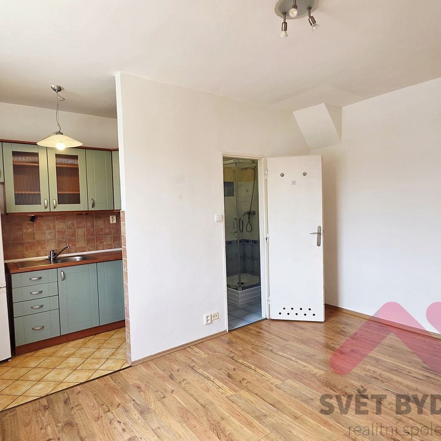 Pronájem bytu 1+kk 28 m² - Фото 1