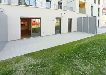 GEKÜHLTE GARTENWOHNUNG MIT RIESIGEM GARTEN - Foto 4