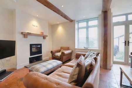 4 bedroom farm house to rent - Photo 2