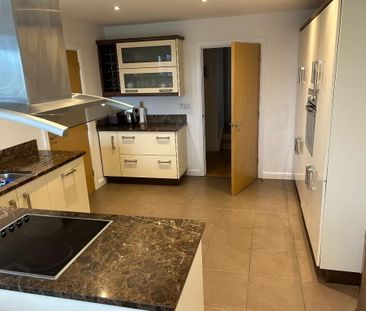 1a Millbank Avenue (STUDENT LET), Portstewart, BT55 7DG - Photo 6