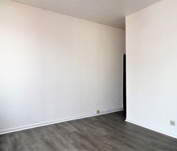 RUE SAINT-NICOLAS - (DISPONIBILITE IMMEDIATE) - Photo 1