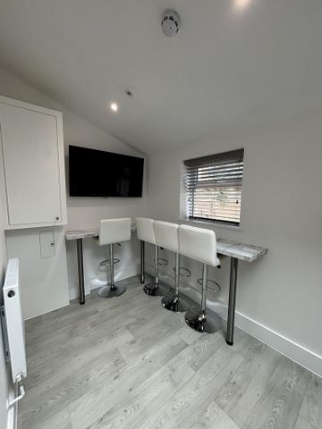 7 bedroom terraced house to rent - Photo 4