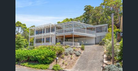 Coastal Family Retreat with Water Views – Five Bedrooms - Photo 4