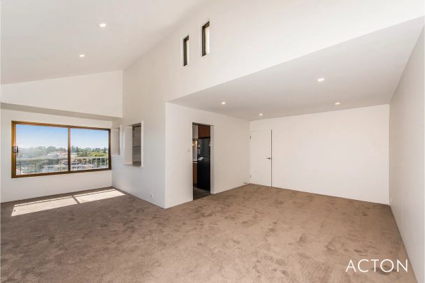 Amazing River Views! - Photo 1