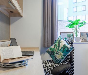 1 bedroom in a flat share to rent - Photo 6