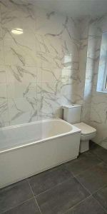 Whitefoot Lane, Bromley, BR1 - Photo 3