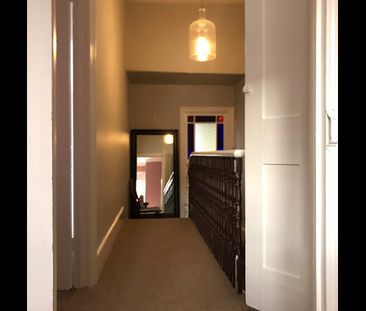 2 Bed Terraced House, Playfield Crescent, SE22 - Photo 3