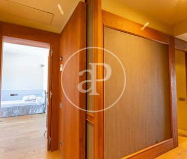 Penthouse for rent in Turó - Photo 1