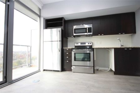 For Lease - 105 The Queensway Way Unit# 2305, Toronto, Ontario - Photo 4