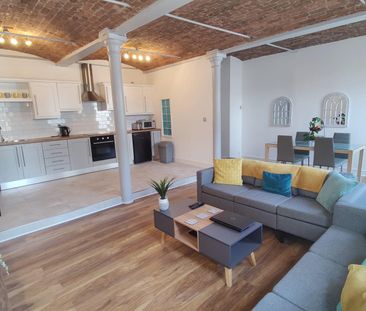 Victoria Street - Photo 2