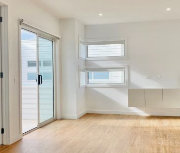 LUXE & CONVENIENT TOWNHOUSE! - Photo 5